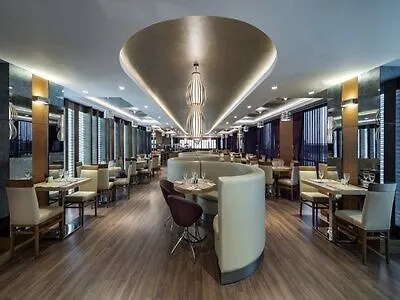 Doubletree By Hilton Istanbul Topkapi Hotel