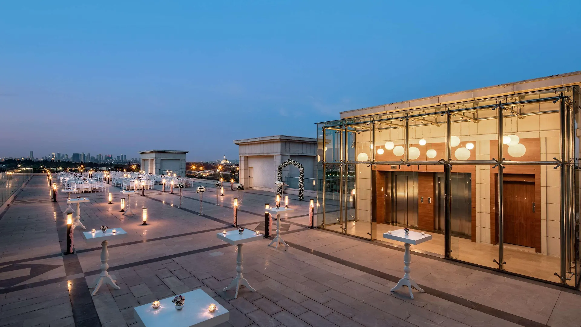 Doubletree By Hilton Istanbul Topkapi Hotel