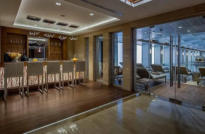 Doubletree By Hilton Istanbul Topkapi Hotel