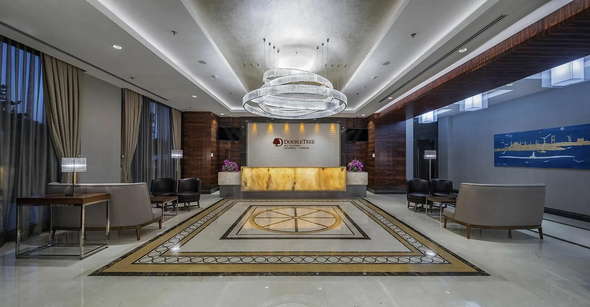 Doubletree By Hilton Istanbul Topkapi 5*,