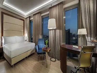 Doubletree By Hilton Istanbul Topkapi 5*,